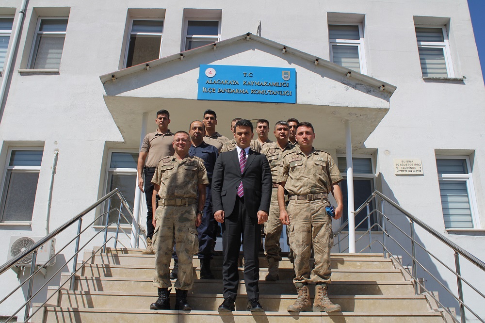 İlçemiz Kaymakamı Sn. Hamza Selçuk İlçe Jandarma Komutanlığını Ziyaret Etti