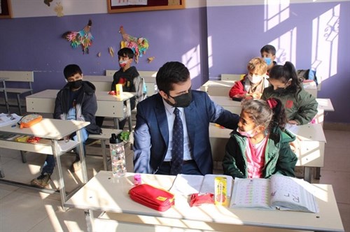 İlçemiz Kaymakamı Yunus Emre ŞAHİN Köy Gezileri Sürüyor. 